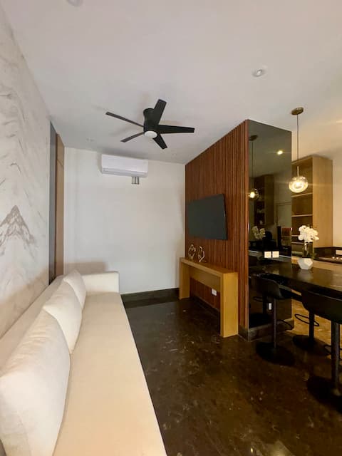 Top performing Airbnb: Modern and central loft in Santiago N.L. (2) in Santiago