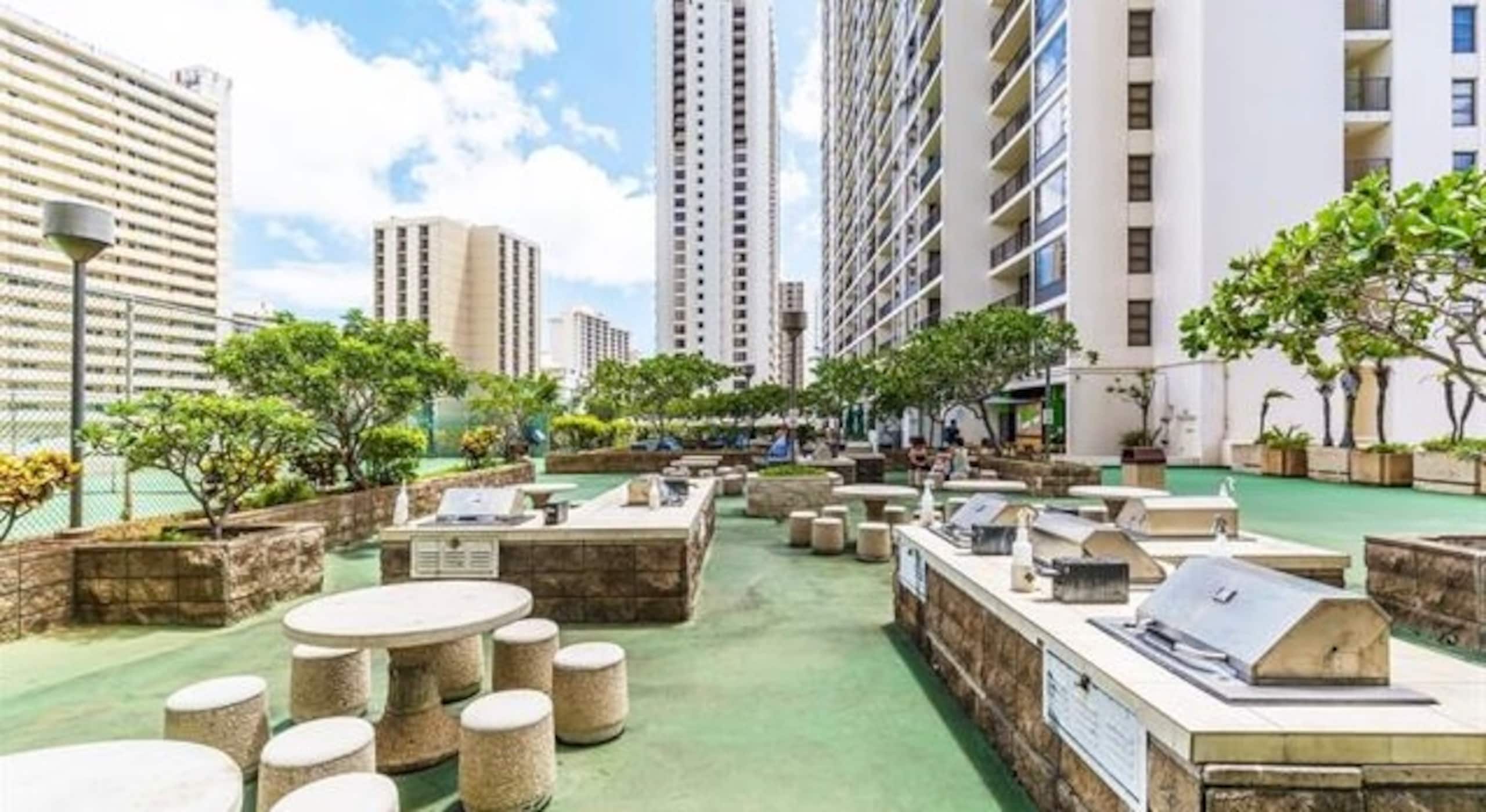 Hotel in Honolulu · ★4.77 · 1 bedroom · 3 beds · 1 private bath - Image 46