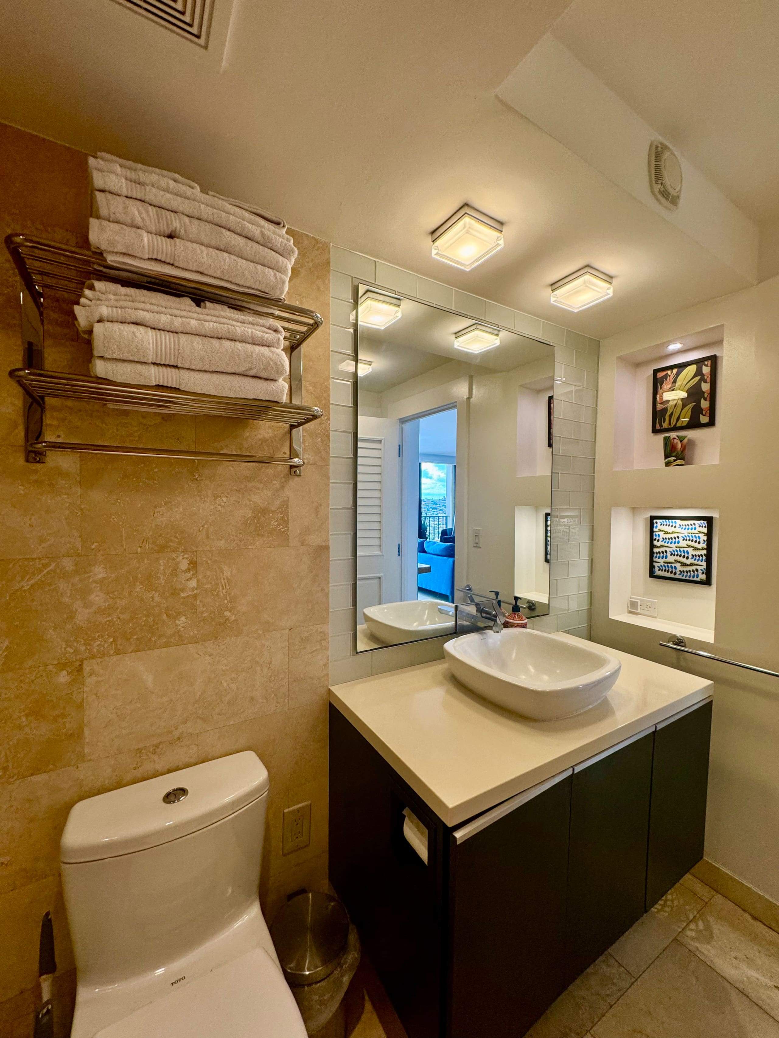 Hotel in Honolulu · ★4.77 · 1 bedroom · 3 beds · 1 private bath - Image 30