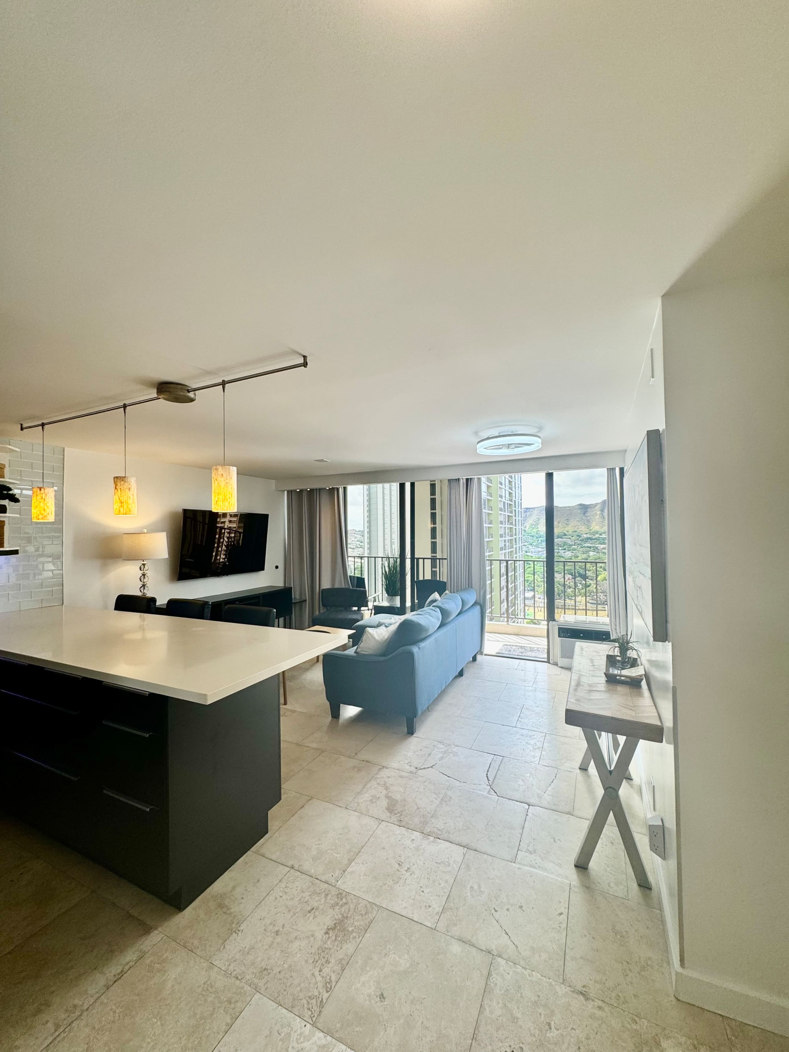 Hotel in Honolulu · ★4.77 · 1 bedroom · 3 beds · 1 private bath - Image 25