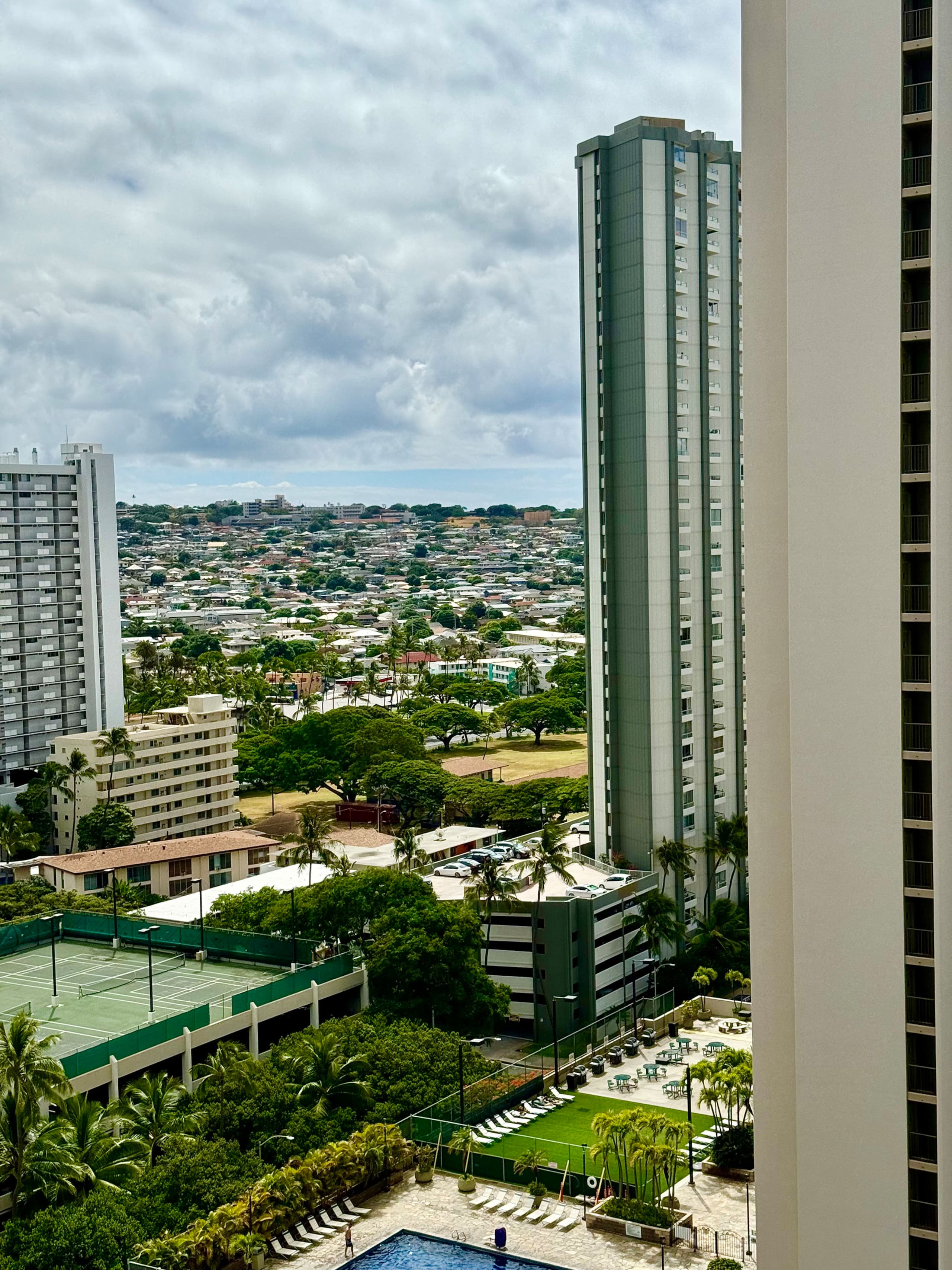 Hotel in Honolulu · ★4.77 · 1 bedroom · 3 beds · 1 private bath - Image 47