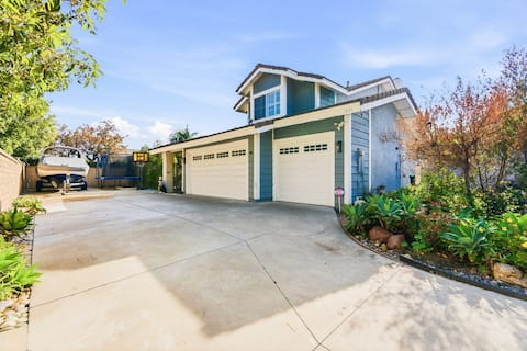 Costa Mesa Home w/Pool/Spa 3bd/3bth.