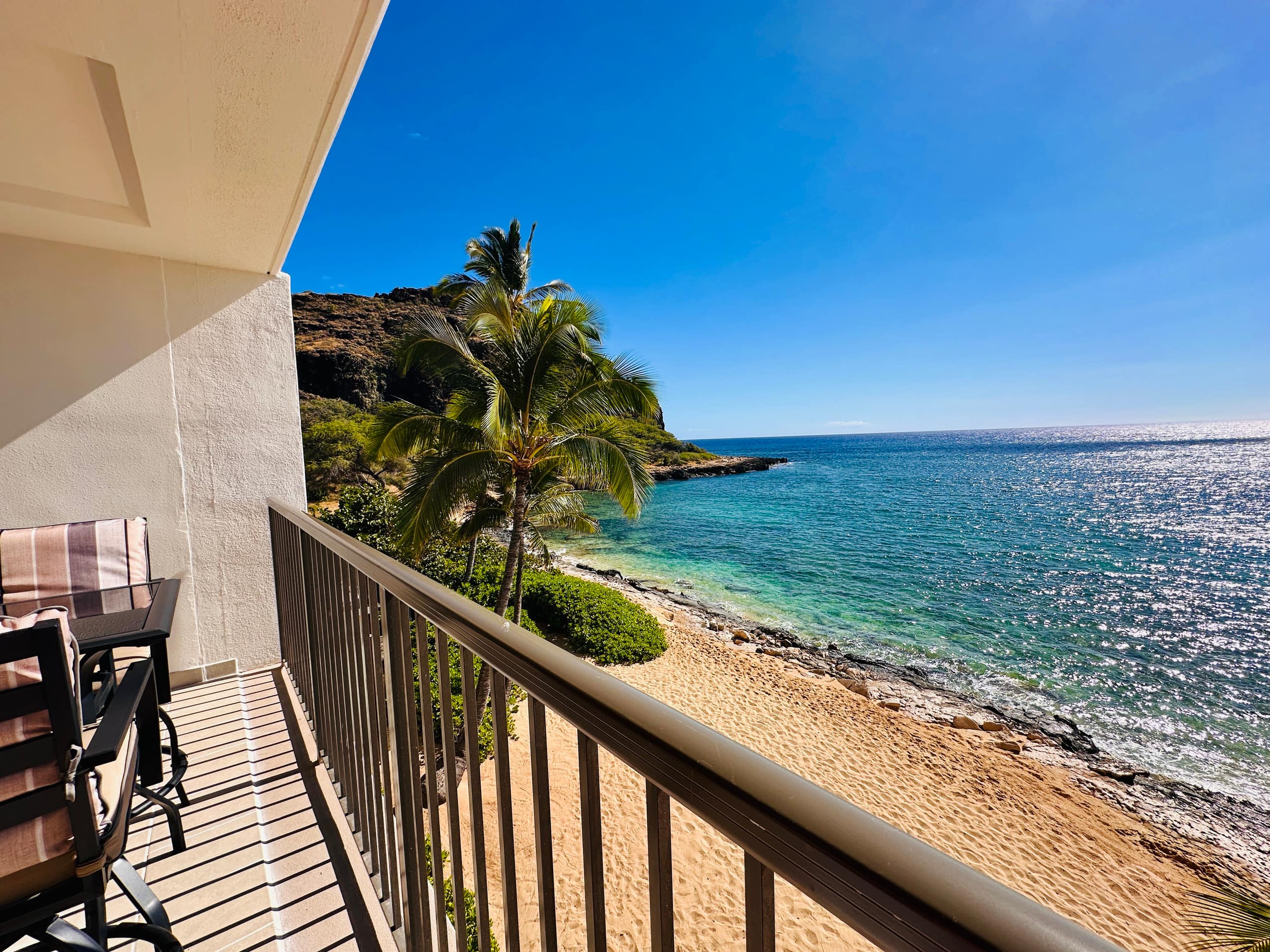 Condo in Waianae · ★4.91 · 1 bedroom · 2 beds · 1 private bath - Image 18