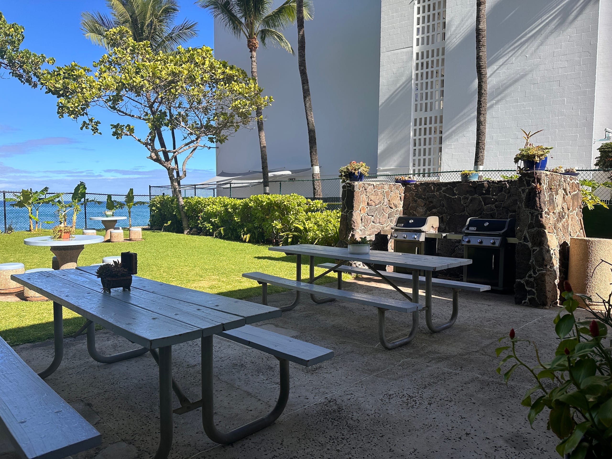 Condo in Waianae · ★4.91 · 1 bedroom · 2 beds · 1 private bath - Image 11