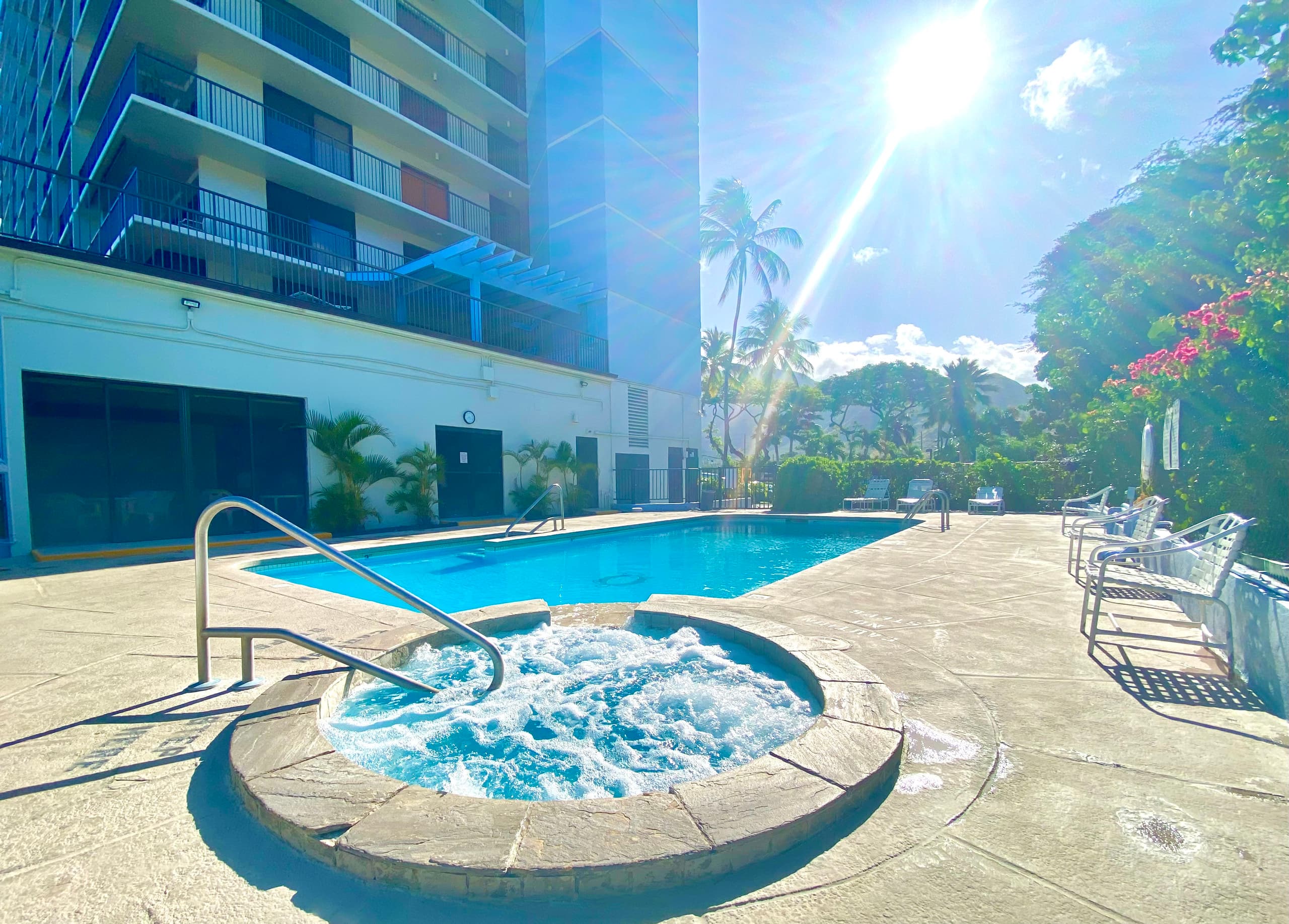 Condo in Waianae · ★4.91 · 1 bedroom · 2 beds · 1 private bath - Image 16
