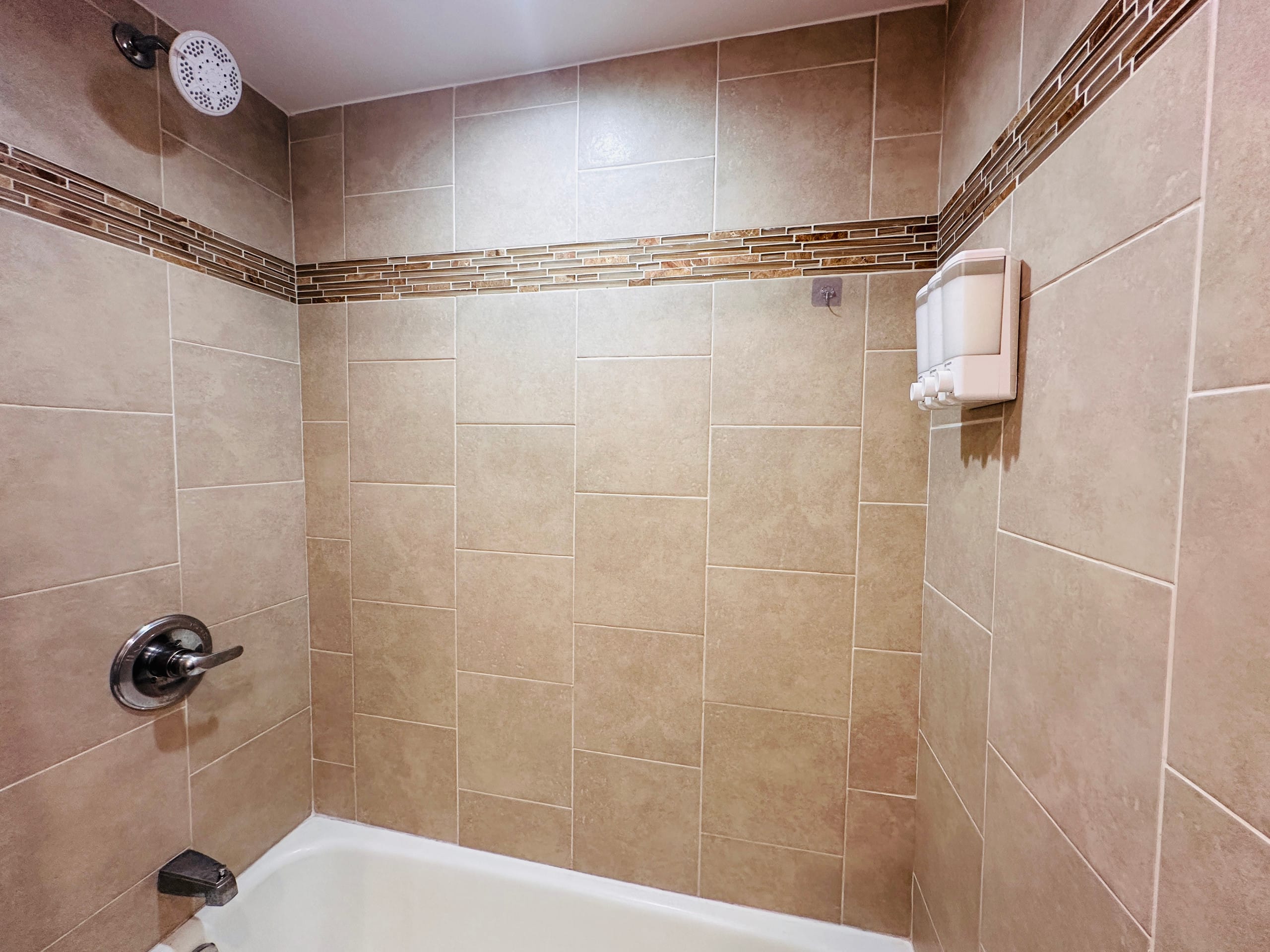 Condo in Waianae · ★4.91 · 1 bedroom · 2 beds · 1 private bath - Image 9