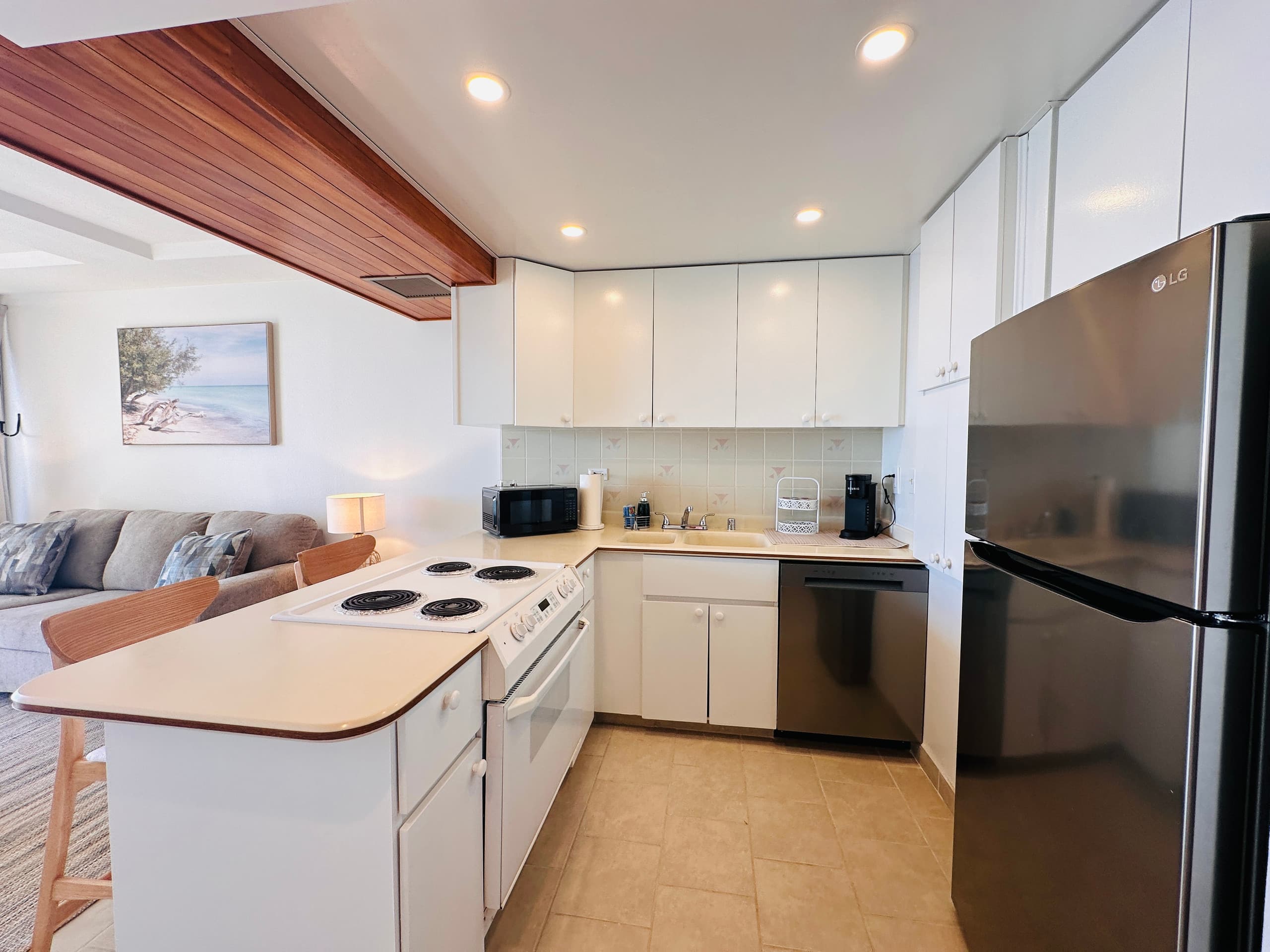 Condo in Waianae · ★4.91 · 1 bedroom · 2 beds · 1 private bath - Image 4