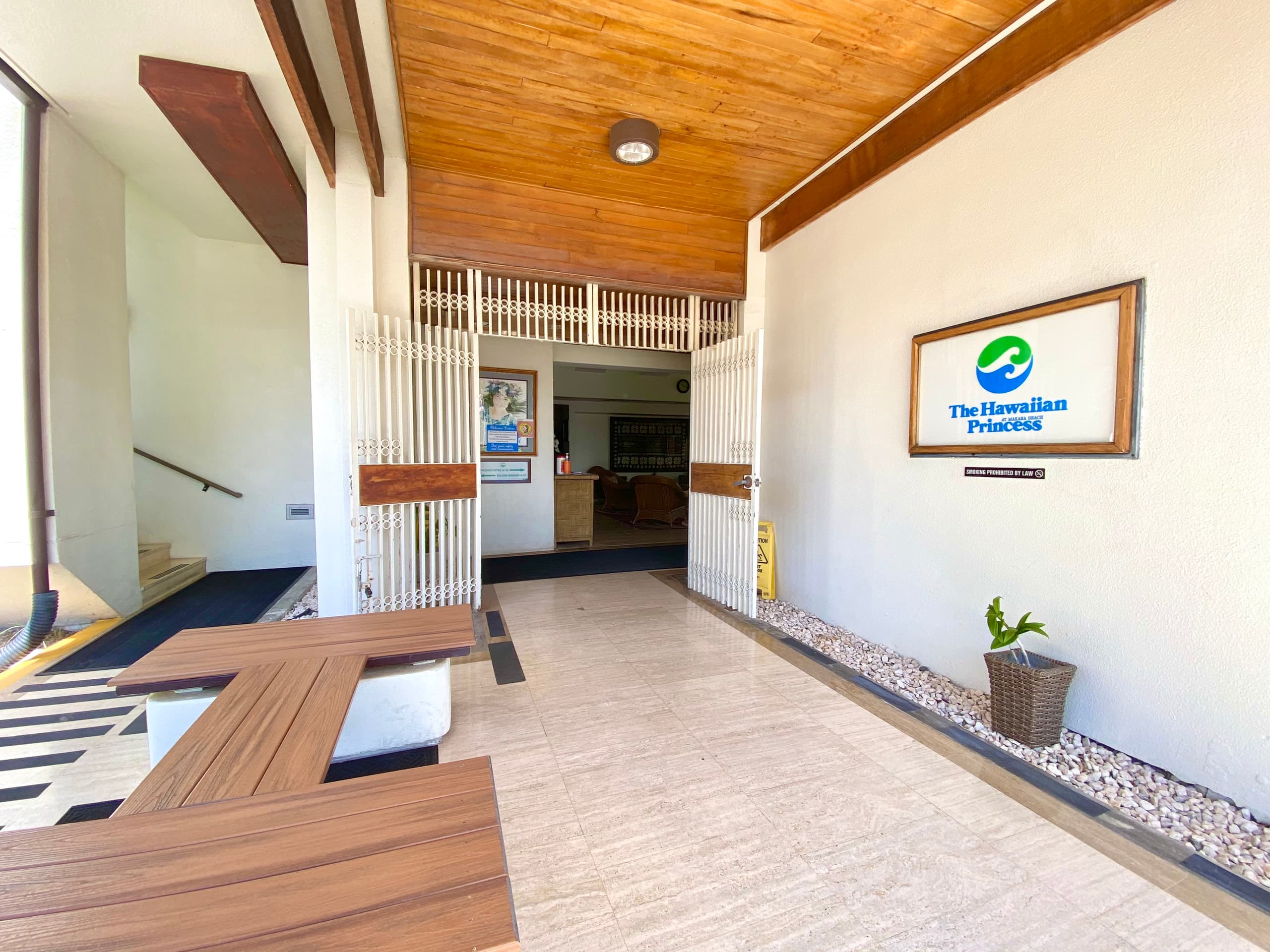 Condo in Waianae · ★4.91 · 1 bedroom · 2 beds · 1 private bath - Image 25