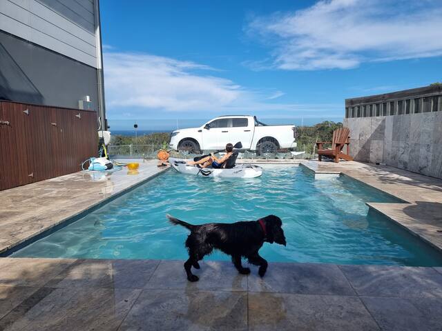 Bombora Point Beach House gallery image 2