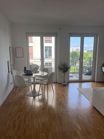 Listing in Frankfurt Am Main