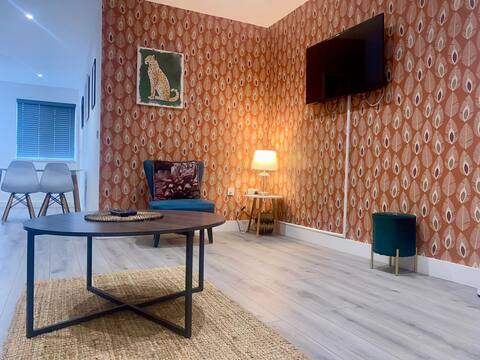 Top performing Airbnb: Apartment 2 in Eccles