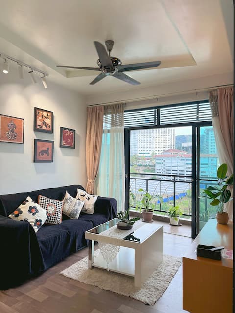 KeaFarm & Sunriseview 2BR @ Classic Style at NOVA