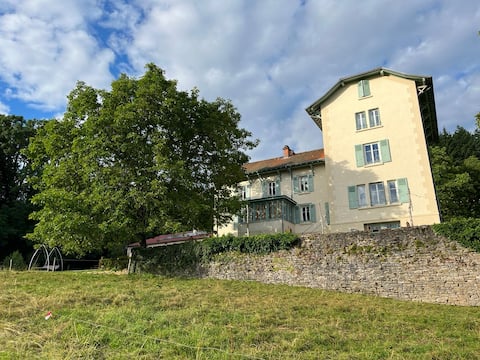 #Le Domaine Le Grand Dehors (#The Domaine Le Grand Dehors)