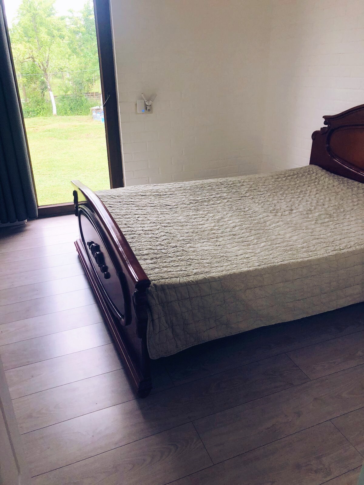 Малка спалня