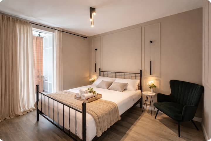 Contemporary Apartment – Steps From Tirana Center - Tirana
