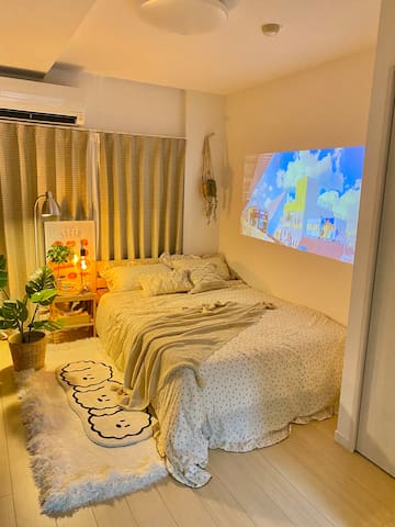 新中野车站徒步三分钟/直达新宿六分钟/最大7人/全新装修/五层有电梯