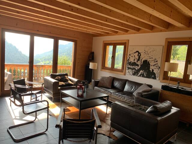 Modern 4BR Chalet | Glacier Views + Hiking gallery image 3