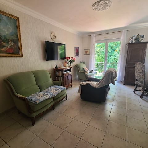 Quiet and comfortable apartment.