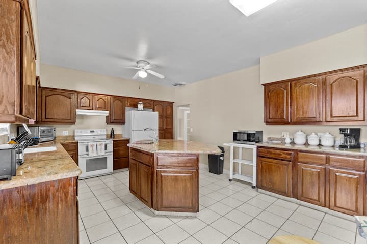 Spacious Home Central Safford - Safford, AZ