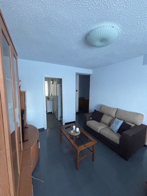 Propiedad de Airbnb exitosa: Playa de la Concha Apartment en Suances
