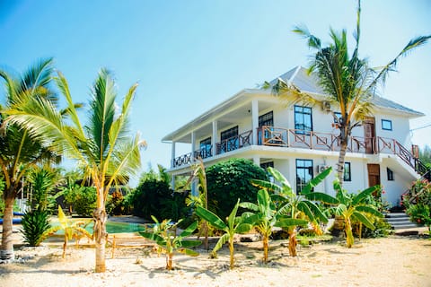Jungle Villa - Pool Villa with Tropical Garden