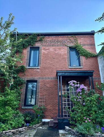 Most stunning house in Montreal gallery image 3