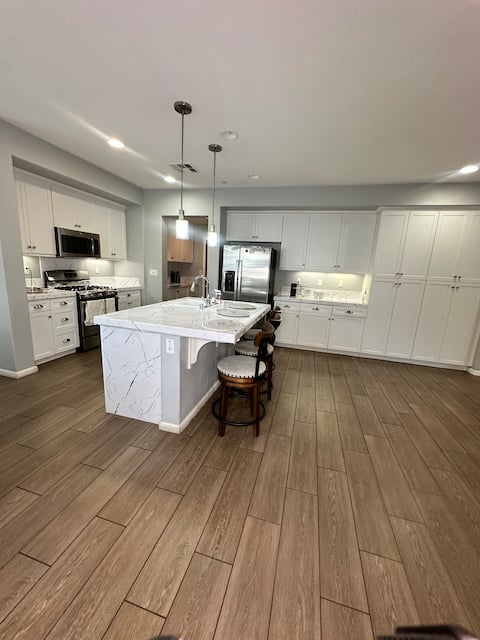 Beautiful house near six flags