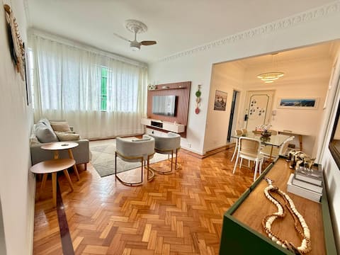 Top Airbnb: High-End Copacabana • 2 Bedrooms • Sea View in Rio De Janeiro