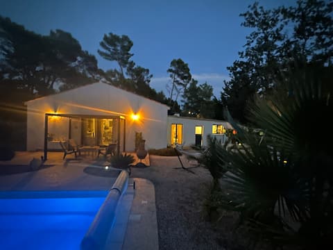 Villa in Provence 8 people 4 bedrooms with private pool