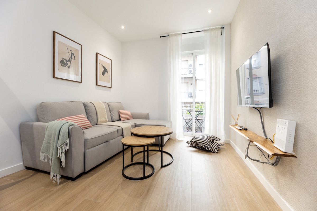 Successful Airbnb property: Spacious apartment in the heart of Granada in Granada