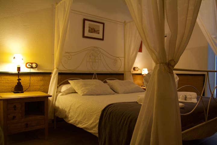 საძინებელი 4