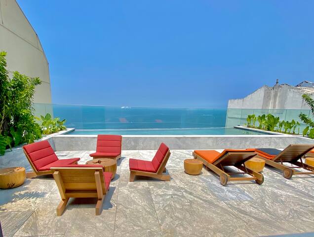 Beachfront Paradise Luxury gallery image 5