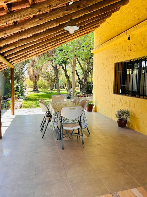 Old farmhouse with a Mendoza soul