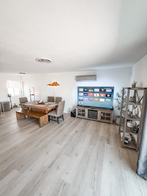 The Off-Road Pit Stop | Access to Desert via Wash