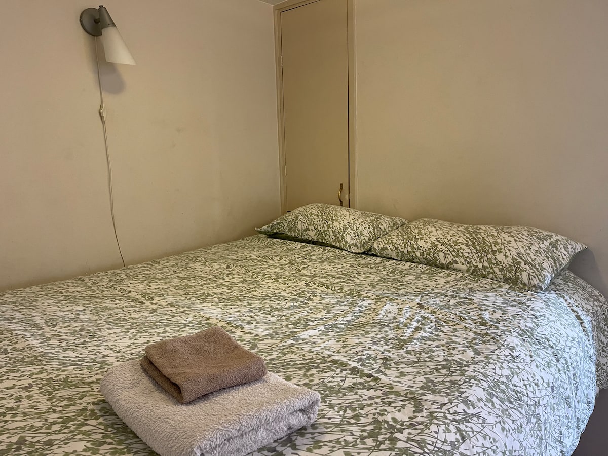 Bračni krevet (širine 180-179 cm) 