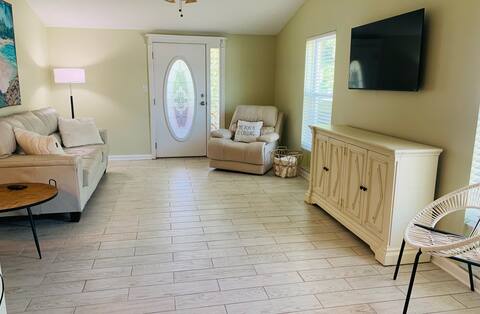 Top performing Airbnb: Cozy Corner in North Port / Bradenton / Sarasota