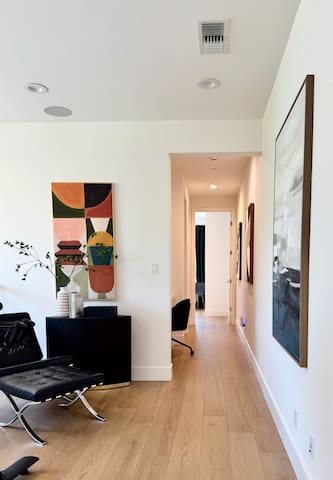 Brand New Modern Farmhouse in Silverlake gallery image 3