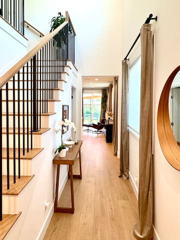 Brand New Modern Farmhouse in Silverlake