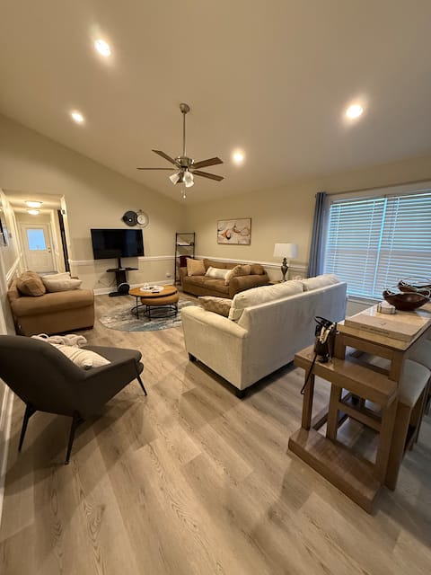Top performing Airbnb: Holly Hill Executive Suites in Winston Salem