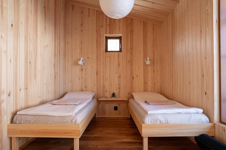 საძინებელი 2