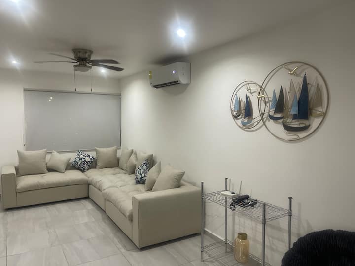 Casa Nueva Con Amenidades En Long Island - Cancún