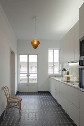 4 Wonderful home Absolute center gallery image 3