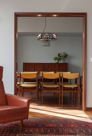 4 Wonderful home Absolute center gallery image 4