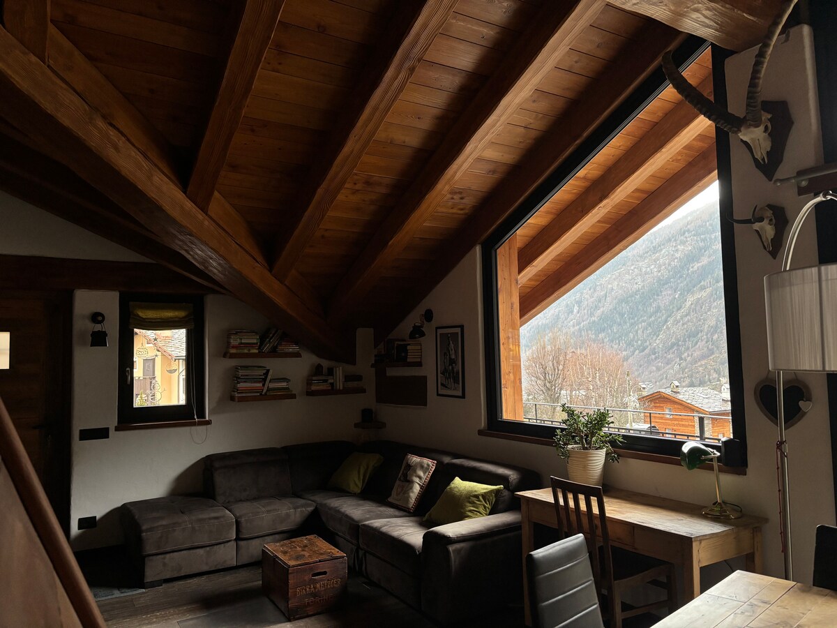 Top Airbnb: Elegant mountain chalet in La Salle