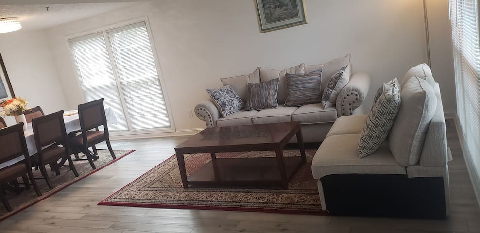 AG Family Vacation Home gallery image 2