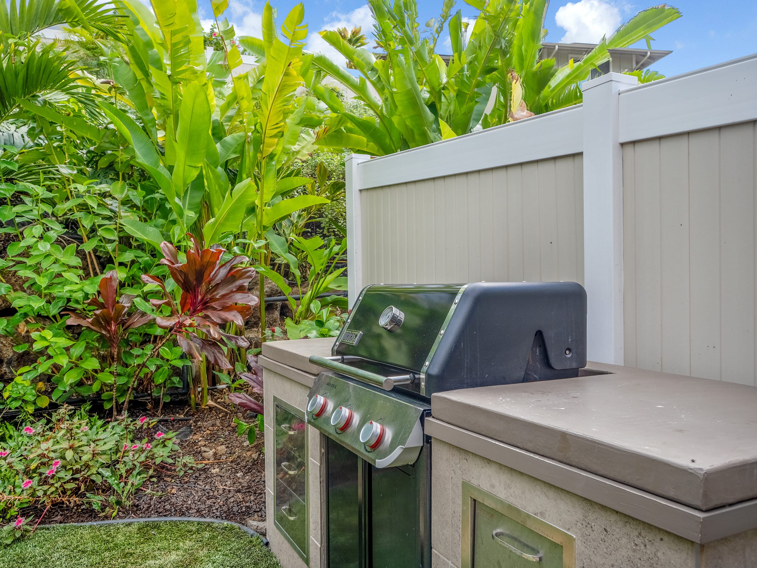 Home in Waianae · ★4.99 · 4 bedrooms · 7 beds · 2.5 private baths - Image 75