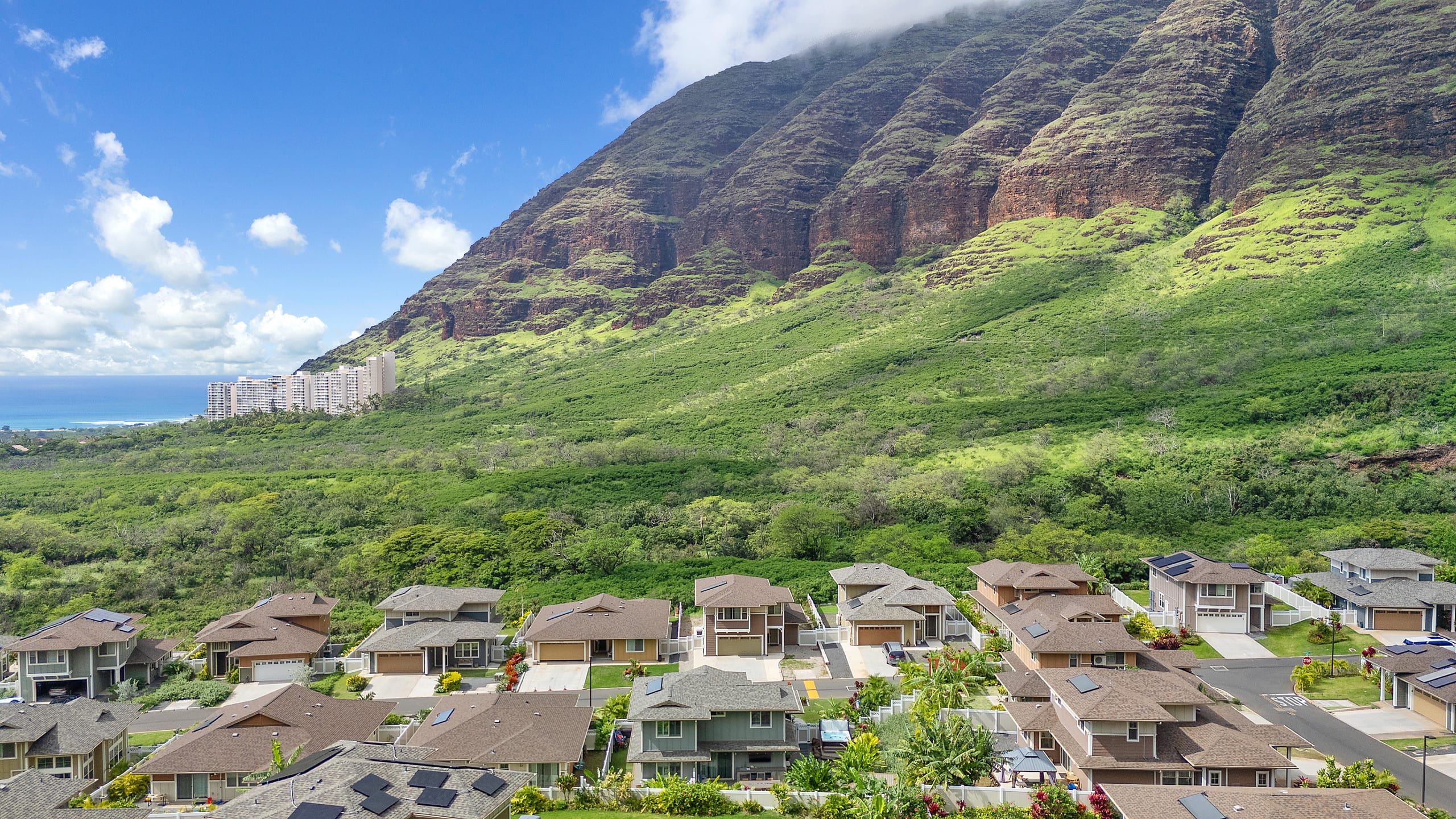 Home in Waianae · ★4.99 · 4 bedrooms · 7 beds · 2.5 private baths - Image 116