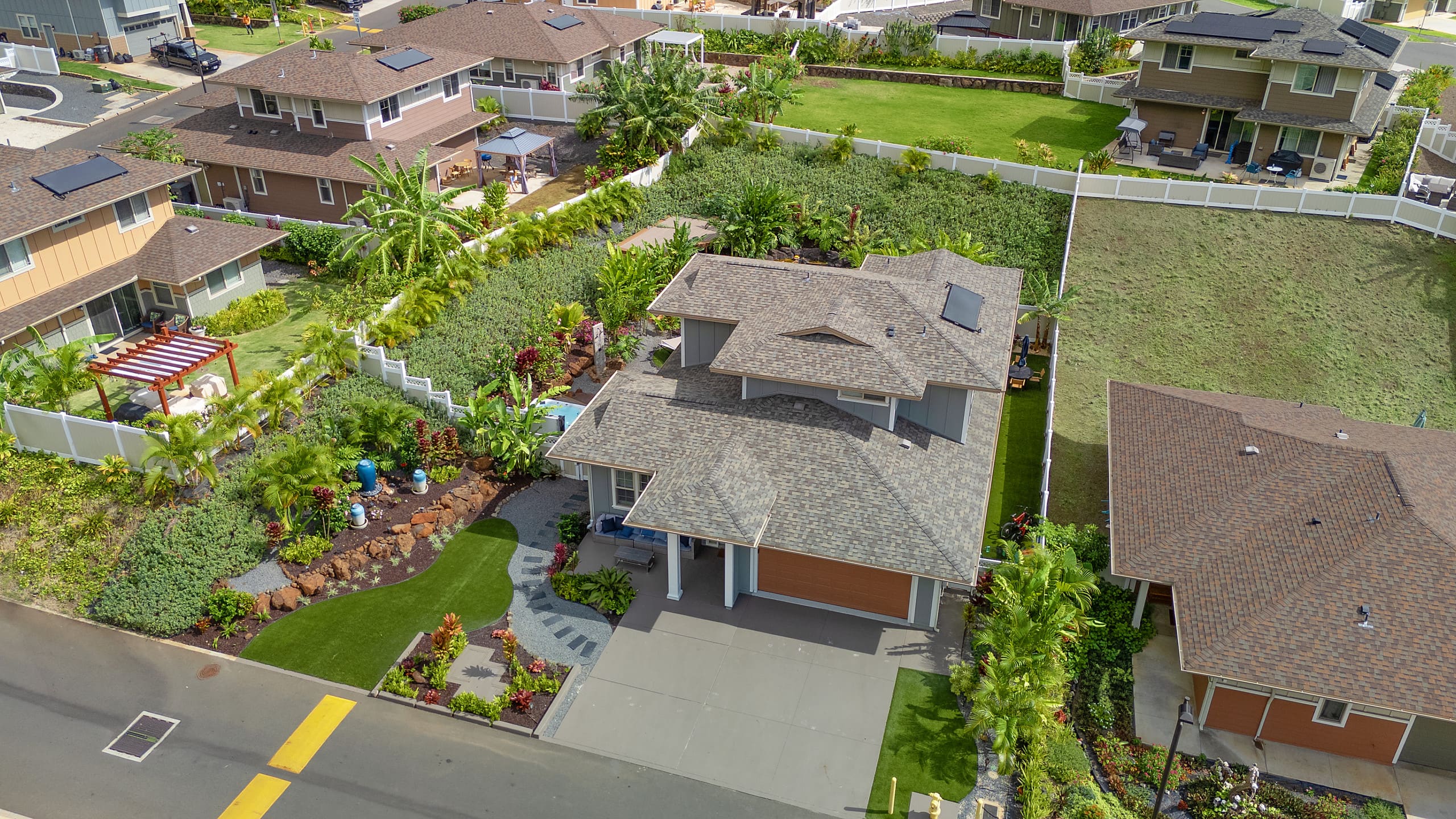 Home in Waianae · ★4.99 · 4 bedrooms · 7 beds · 2.5 private baths - Image 110