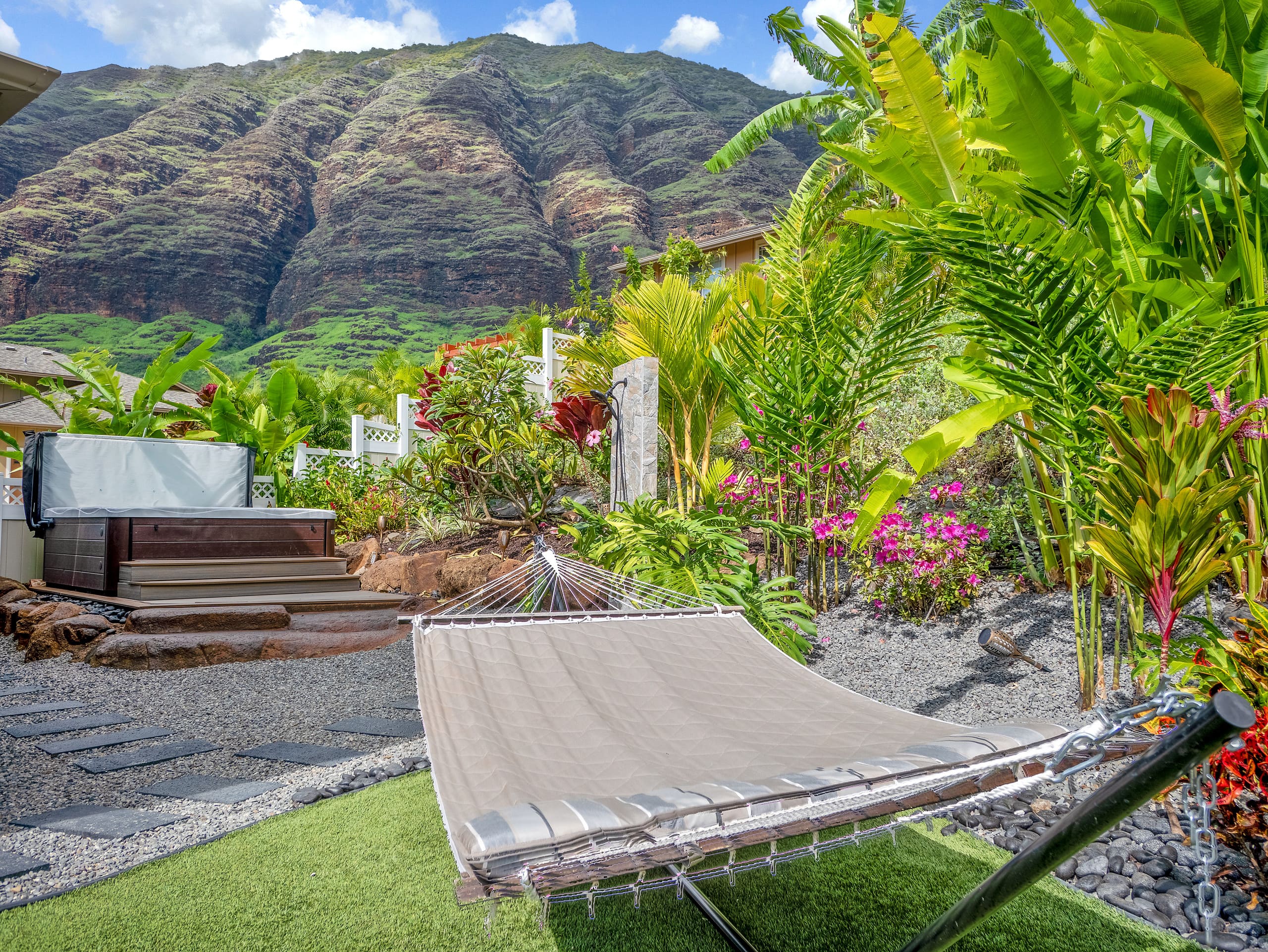 Home in Waianae · ★4.99 · 4 bedrooms · 7 beds · 2.5 private baths - Image 73