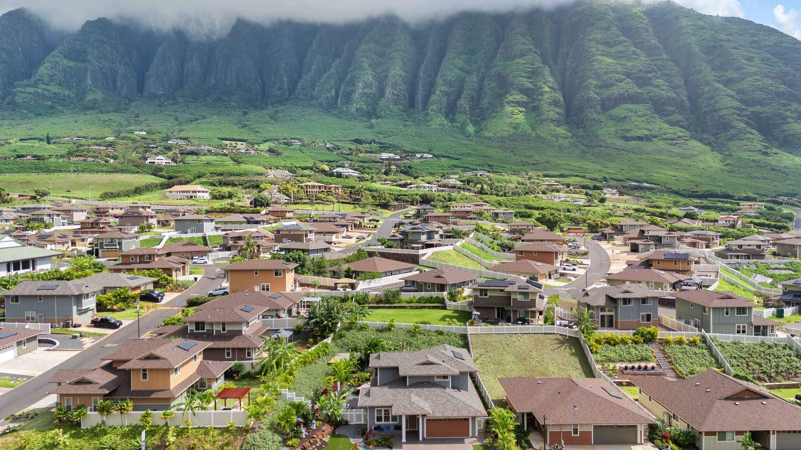 Home in Waianae · ★4.99 · 4 bedrooms · 7 beds · 2.5 private baths - Image 107